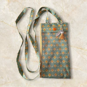 Pochette Béatrice motifs jaune-bleu