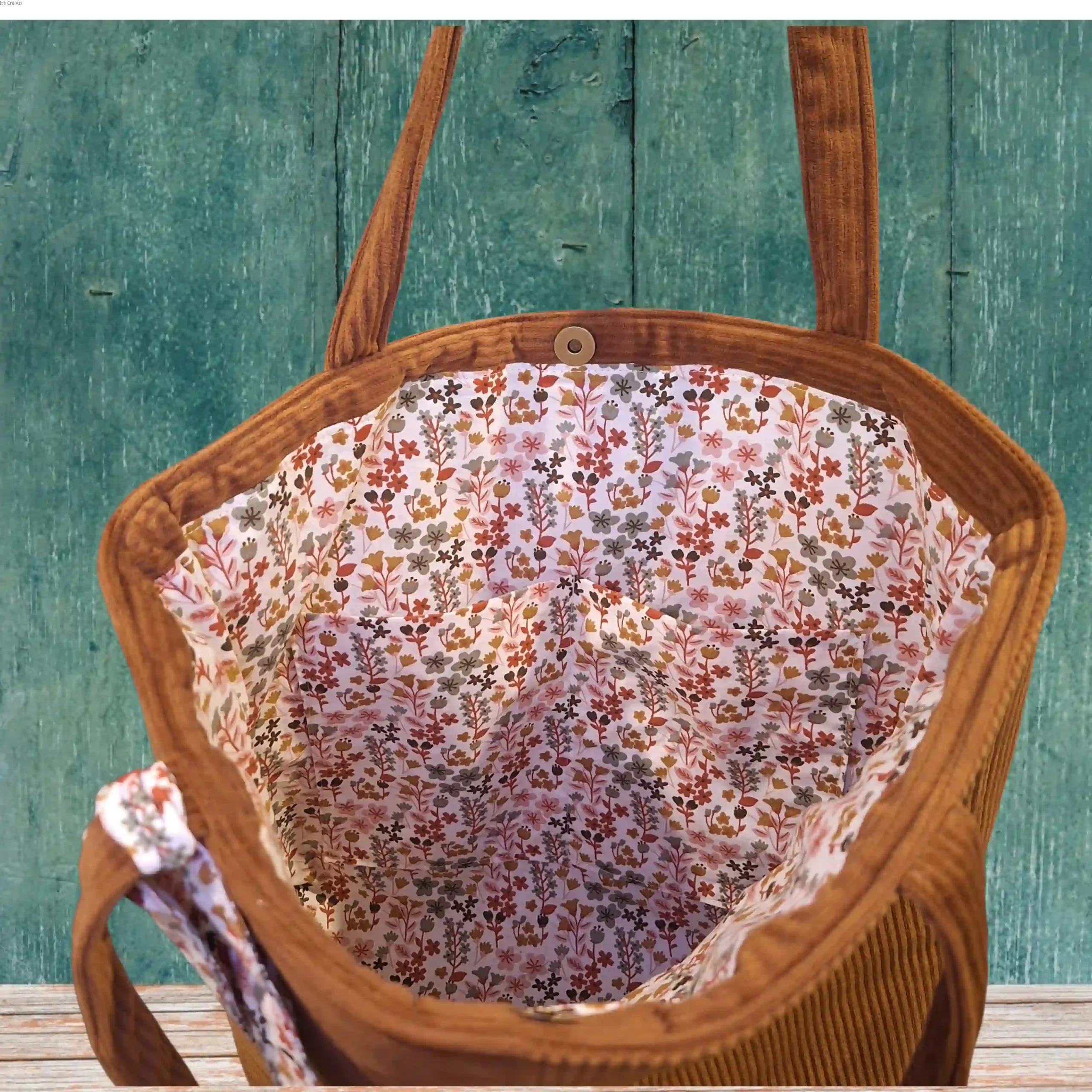 Sac cabas en velours – Grand volume avec poches intérieures et foulard assorti - Camel – Image 3